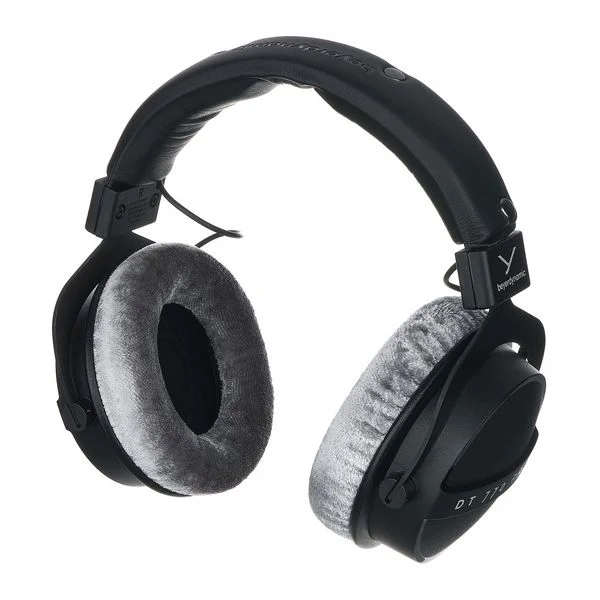 thomann-3304875